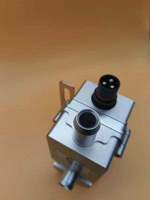 Vehicle Engine Coolant Preheater 2000W Small Size Auto Parking Heater