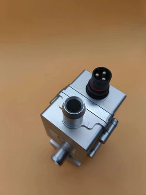 Secure Electric Engine Preheater 1.5KW Silvery Color Vehicle Engine Heater